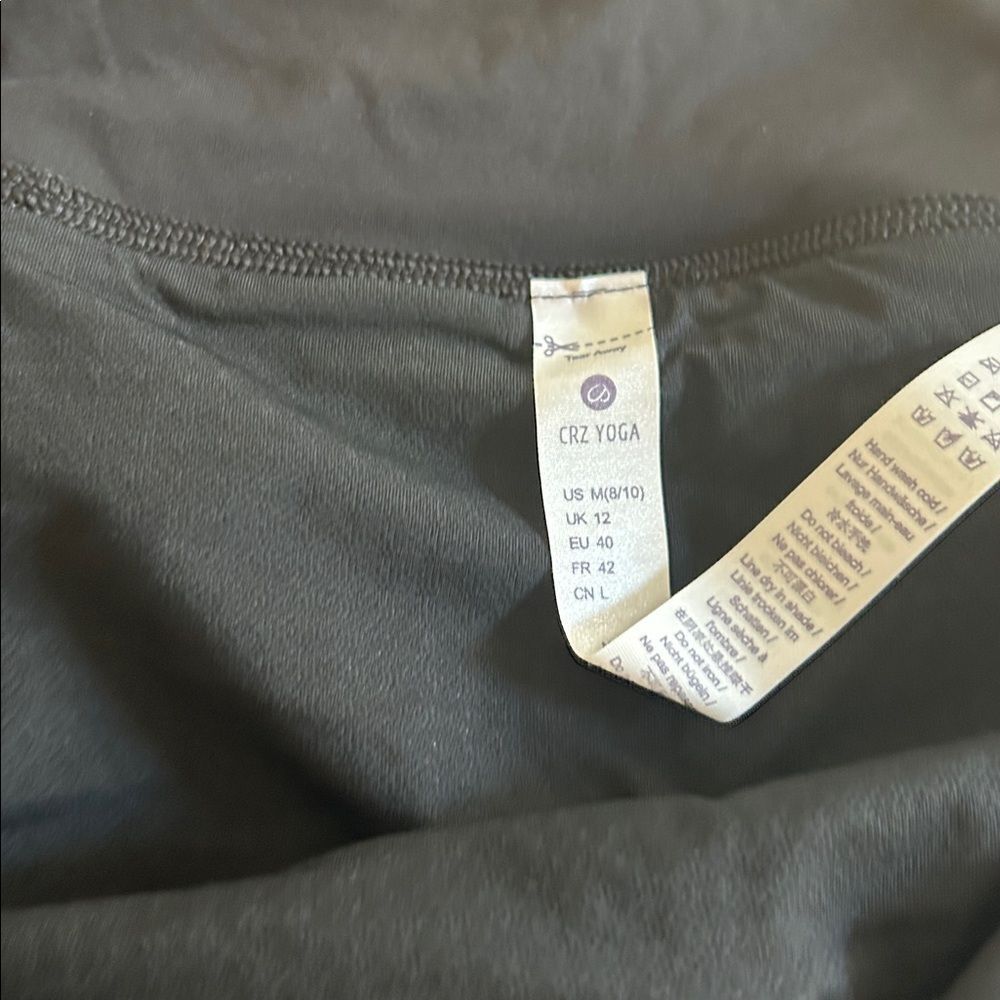 Quick-Dry Athletic Sports Shorts,4”, Zip Pocket, Black, Medium, NWT